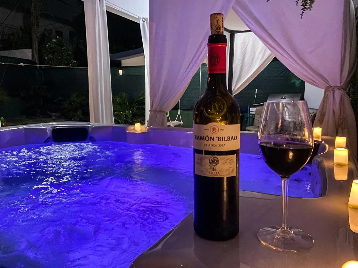 Nyaraló Private Oasis With Jacuzzi And Cabana Pet Friendly San Juan